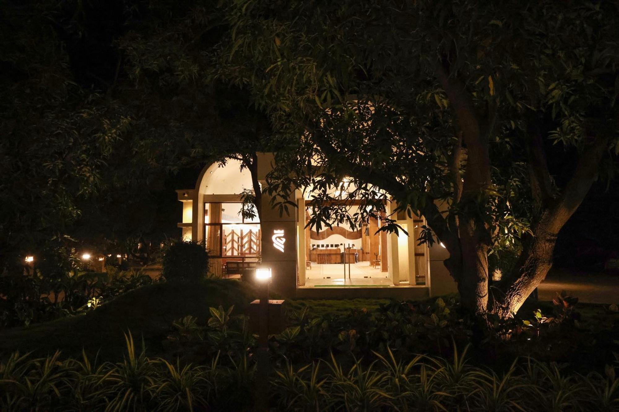Le Casa Lion Resort A Premium Resort In Sasan Gir Exterior photo